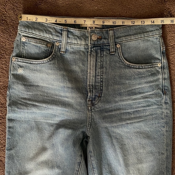 Light washed boyfriend jeans, high waisted, great condition and super cute! - Picture 2 of 7